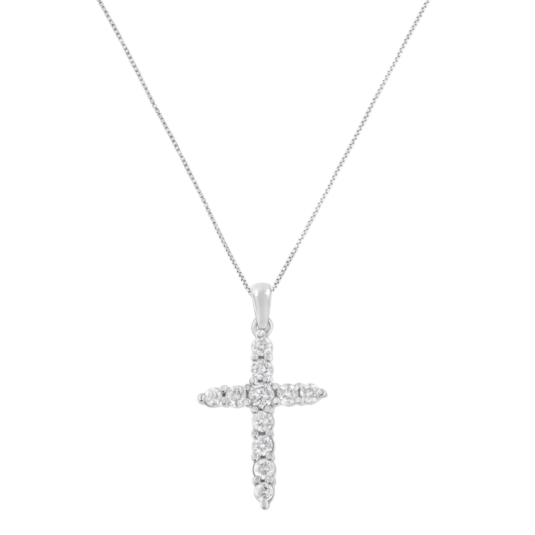 10K White Gold 1/4 cttw Diamond Cross Pendant Necklace (I-J, I2-I3)