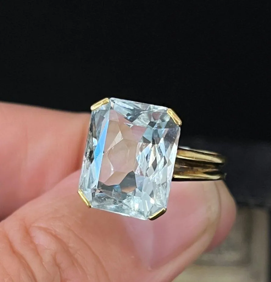 1940s Rectangular Cut 9.00ct Aquamarine Ring