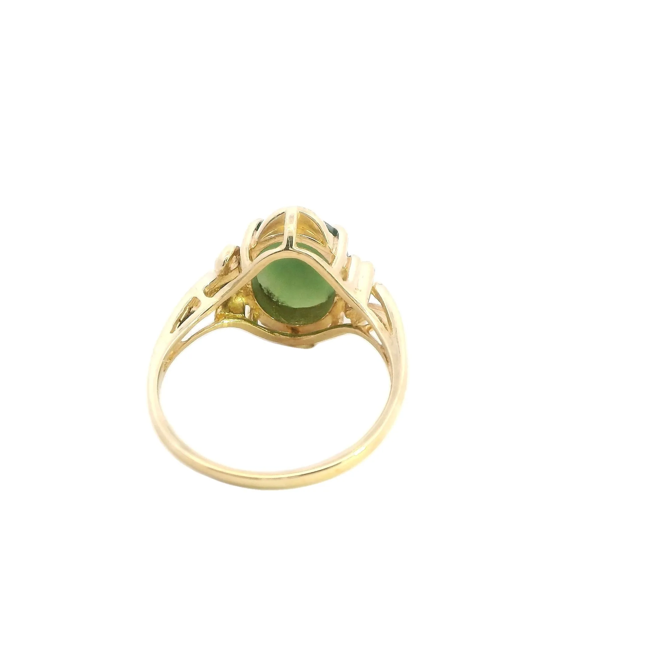 Elegant 9ct Yellow Gold Nephrite Jade Ring - Timeless Beauty