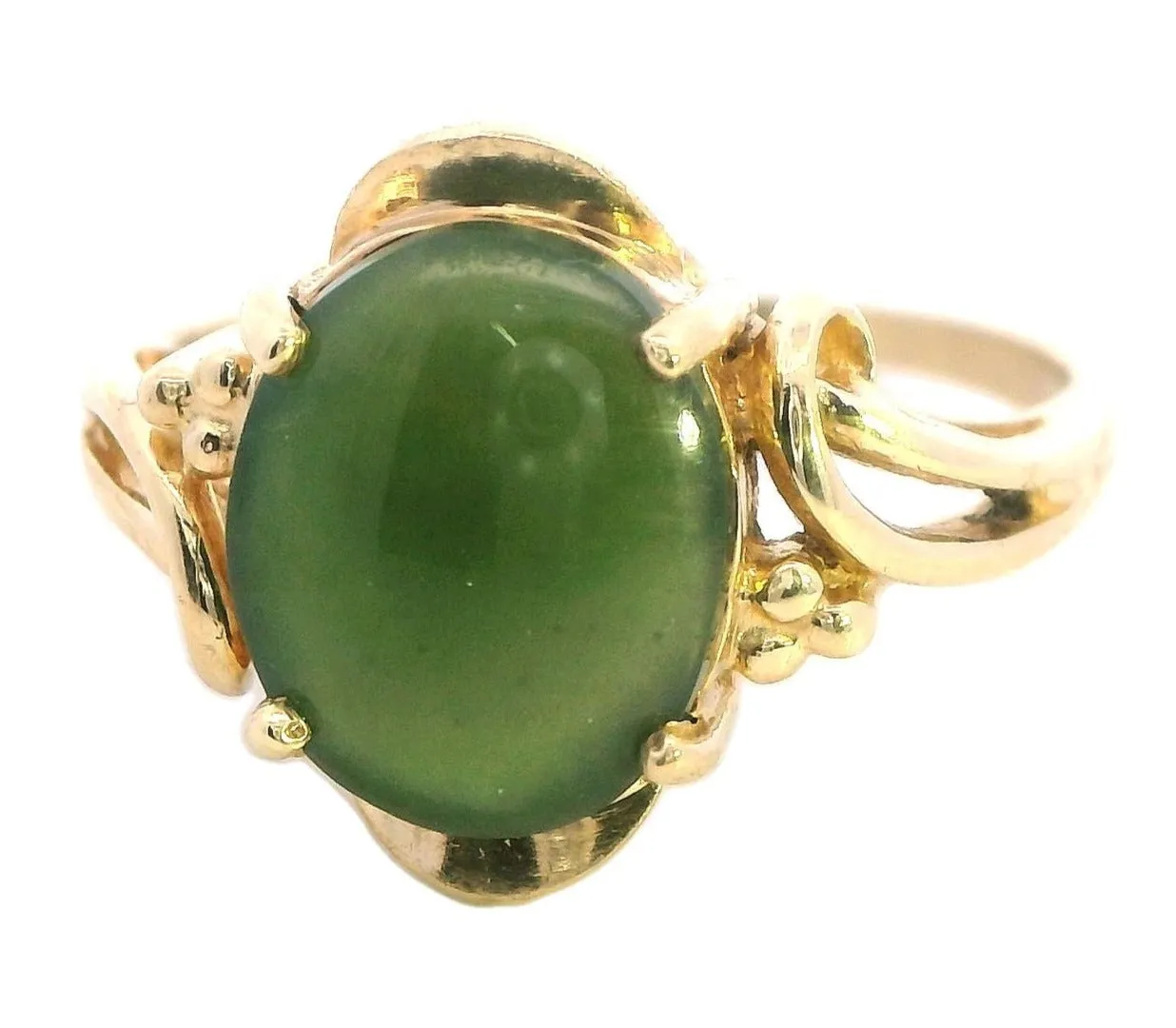 Elegant 9ct Yellow Gold Nephrite Jade Ring - Timeless Beauty