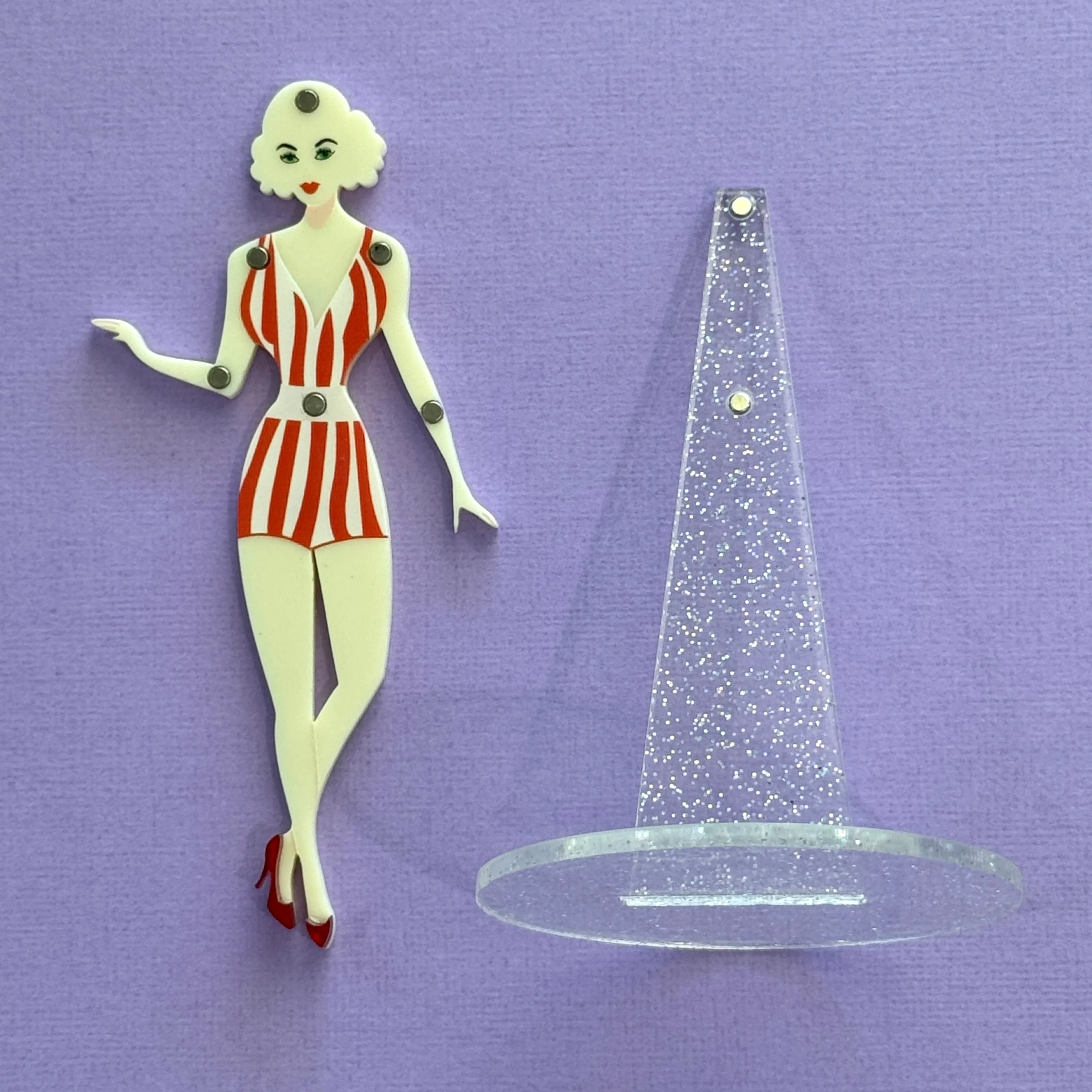 Gloria - Light- retro vintage cut-out doll