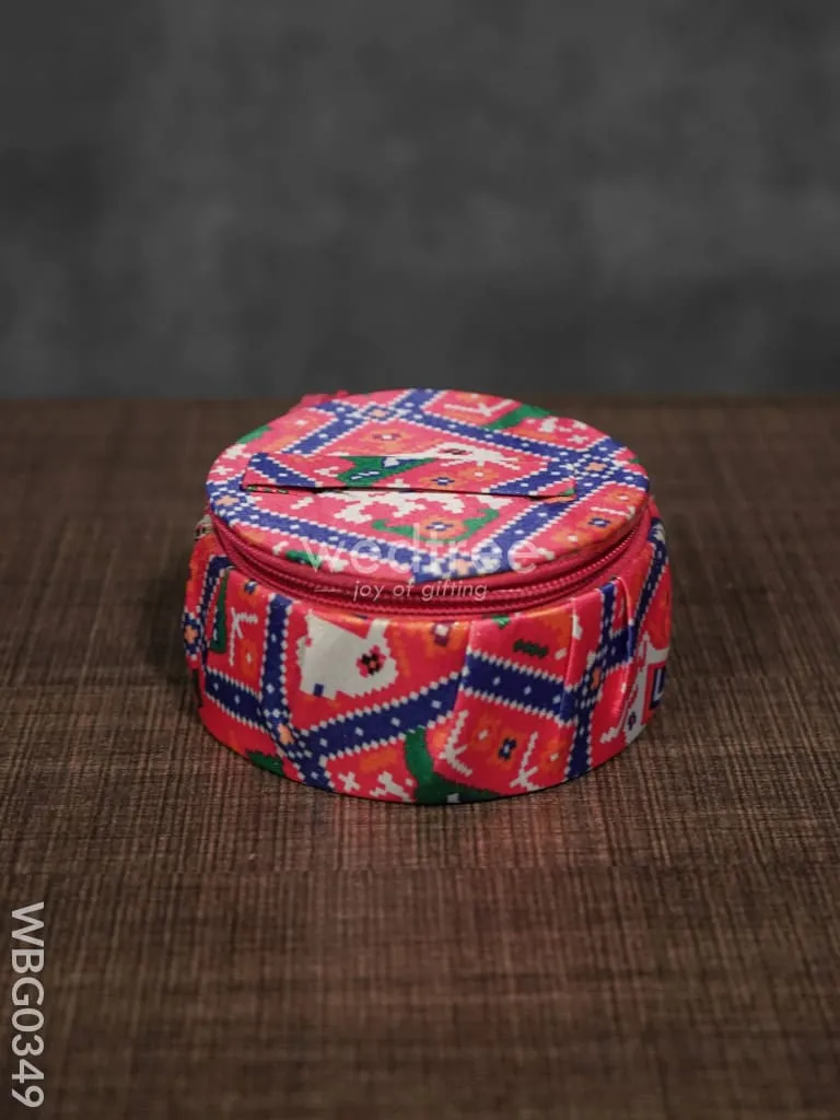 Patola Print Bangle Box - WBG0349